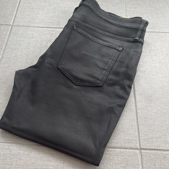 Madewell Mid-Rise Kick Out Jeans - Picture 10 of 12